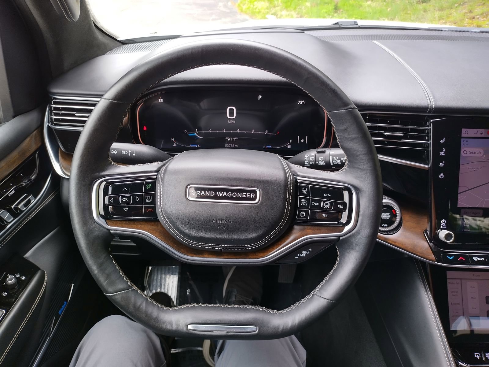 Used 2022 Jeep Grand Wagoneer Series II w/ Convenience Group III image 12