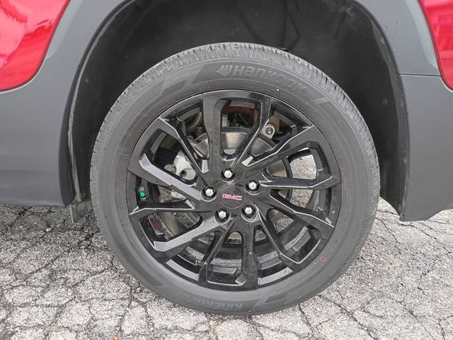 Used 2024 GMC Terrain SLT w/ Elevation Edition AWD/4WD image 13