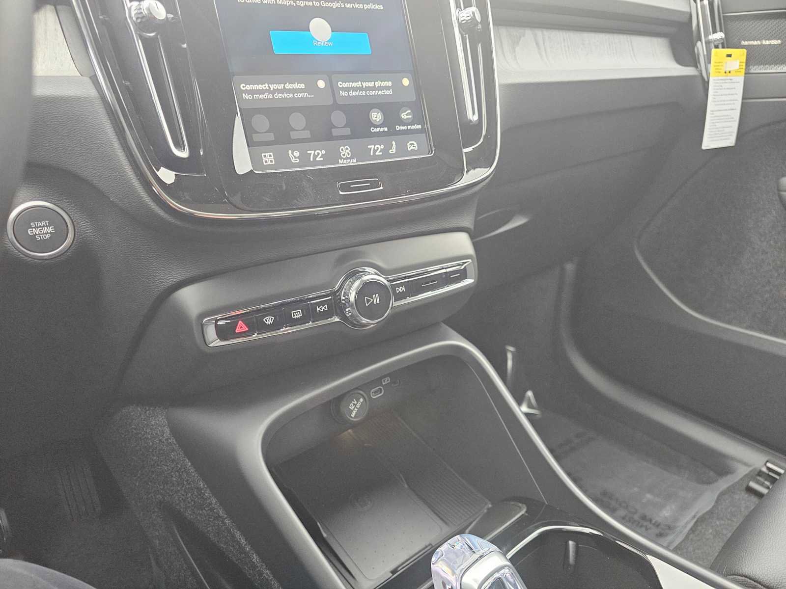 New 2026 Volvo XC40 B5 Plus w/ Protection Package Premier image 29