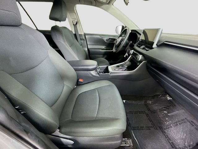 Certified 2025 Toyota RAV4 LE image 26