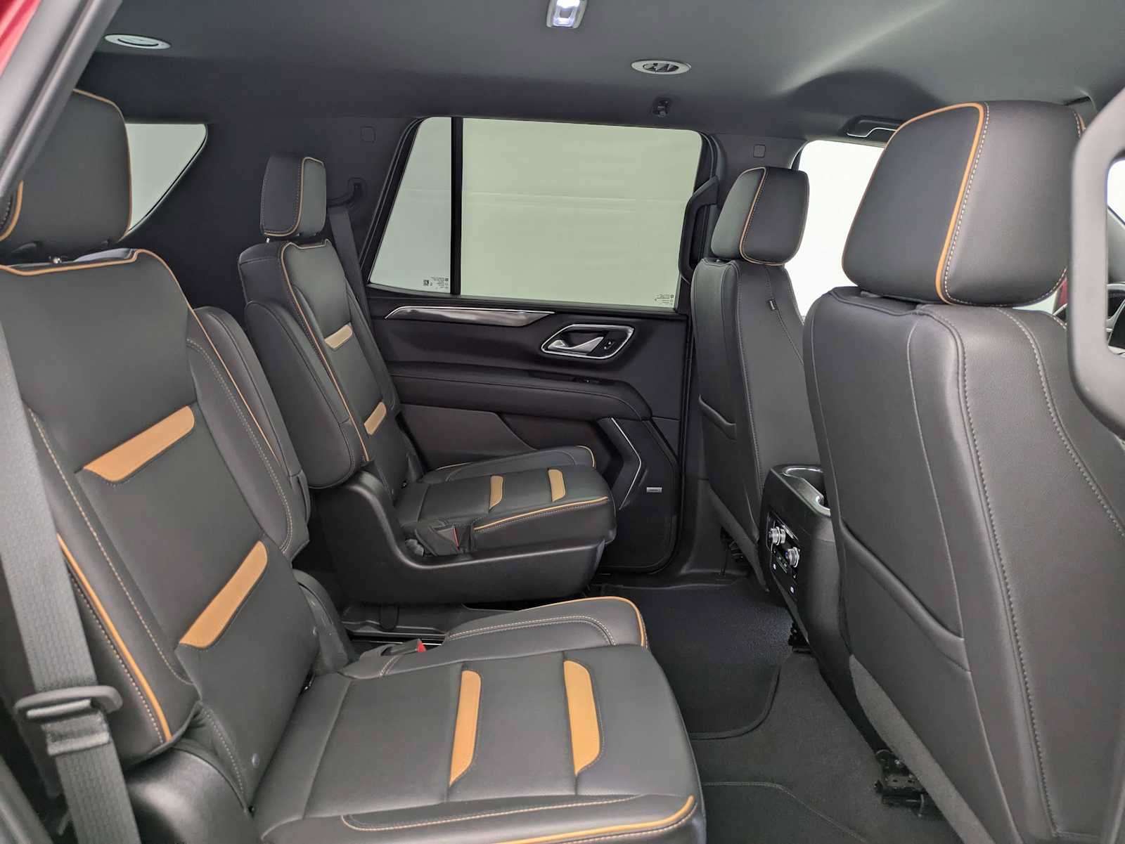 Used 2022 GMC Yukon AT4 AWD/4WD image 22