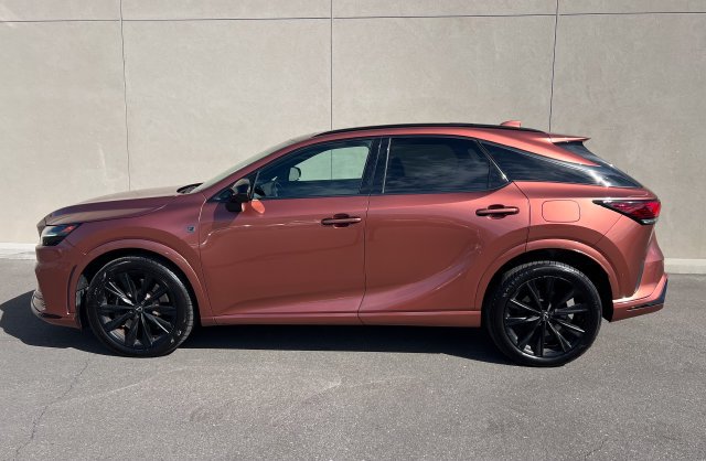 Used 2023 Lexus RX 500h F Sport w/ Accessory Package (K3) AWD/4WD image 4