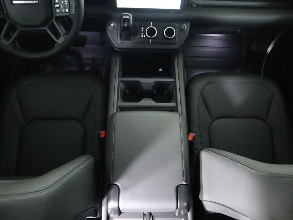 New 2025 Land Rover Defender 110 S AWD/4WD image 18
