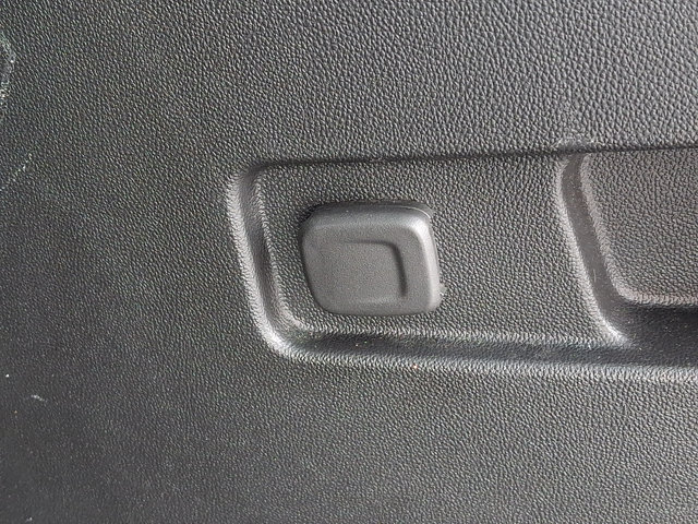 Certified 2023 GMC Acadia AT4 AWD/4WD image 33