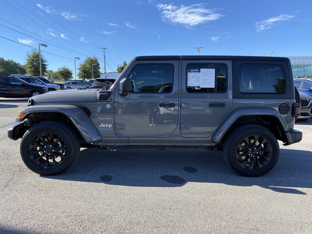 Used 2023 Jeep Wrangler Unlimited Sahara image 4