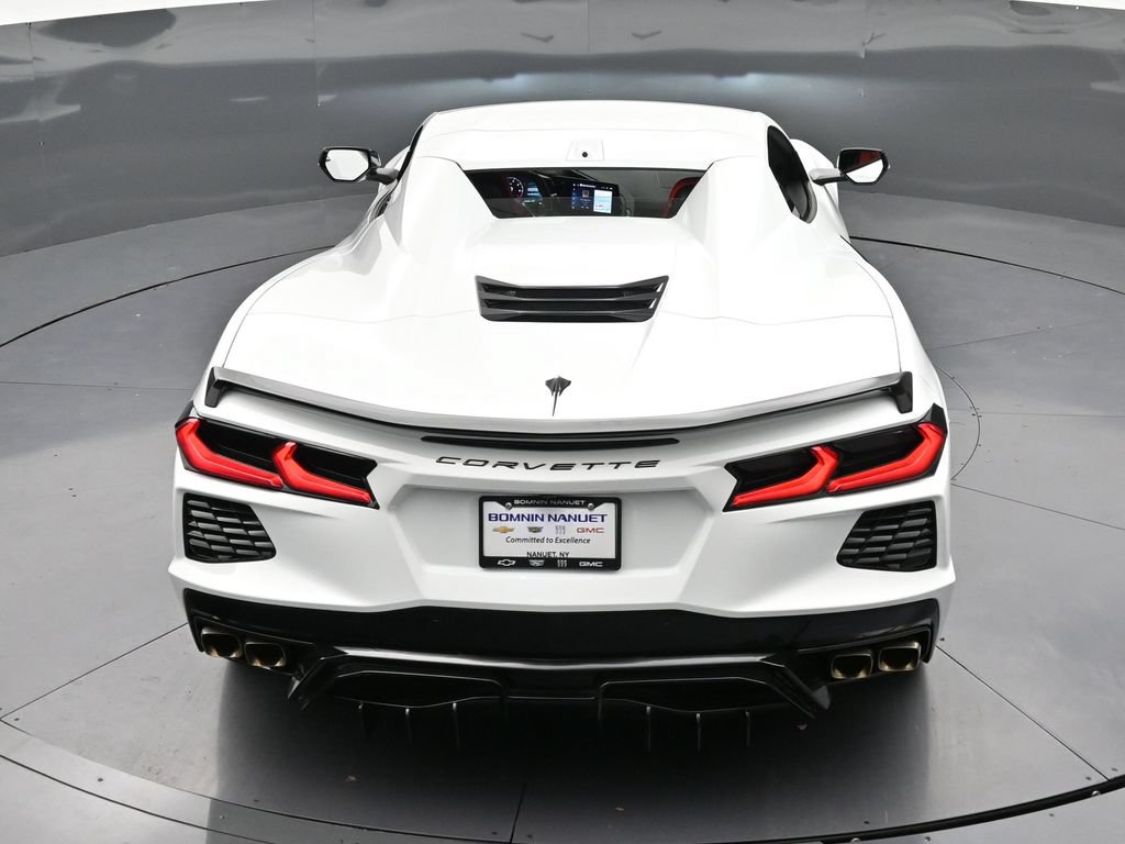 Used 2025 Chevrolet Corvette Stingray Convertible w/ Battery Protection Package RWD image 17