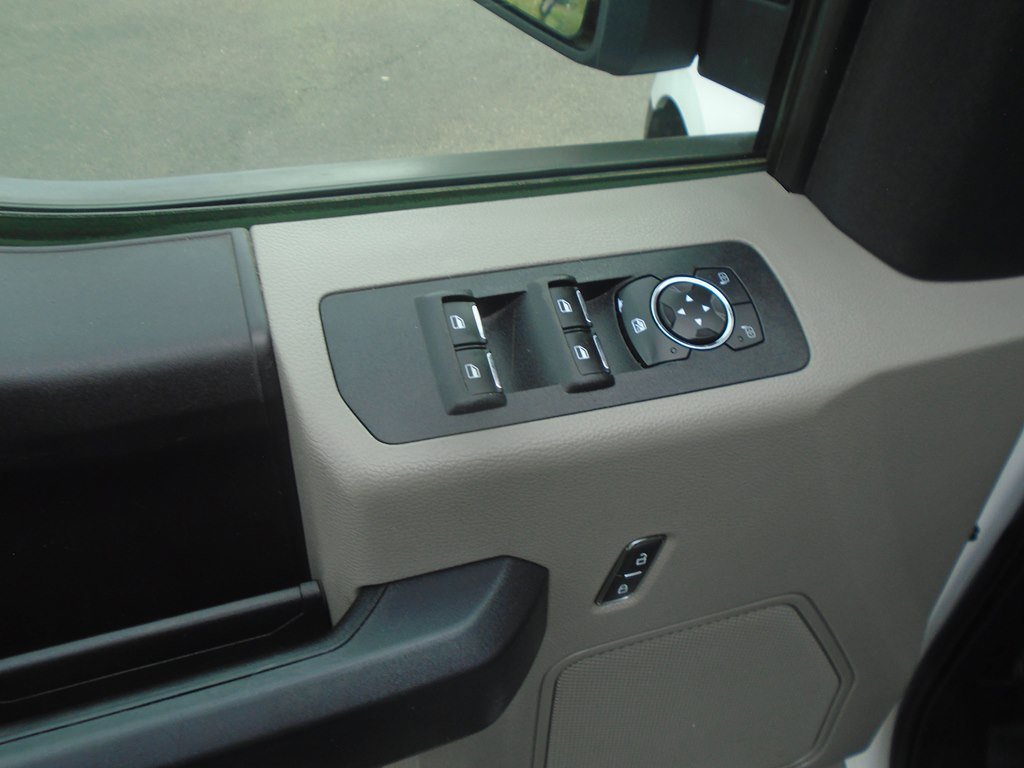 Used 2018 Ford F150 XL w/ Equipment Group 101A Mid RWD image 12