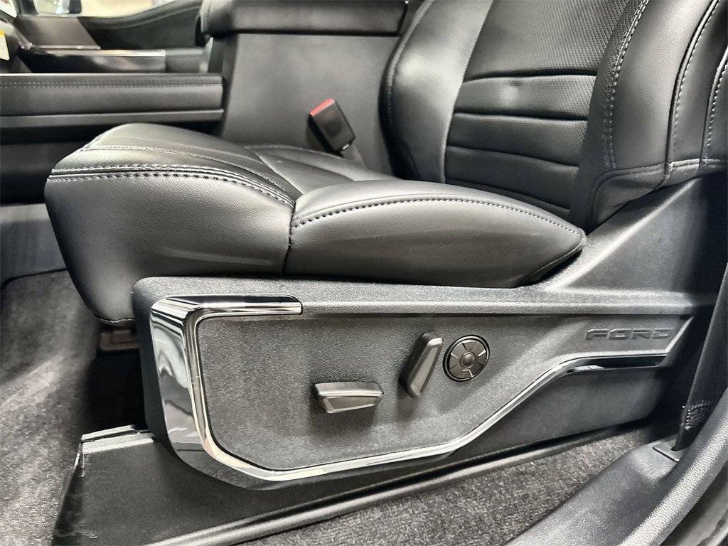 New 2026 Ford F250 Platinum image 13