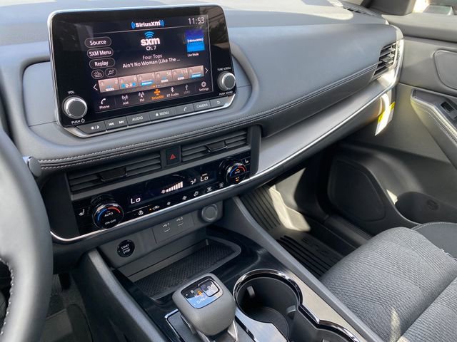 New 2026 Nissan Rogue SV AWD/4WD image 17