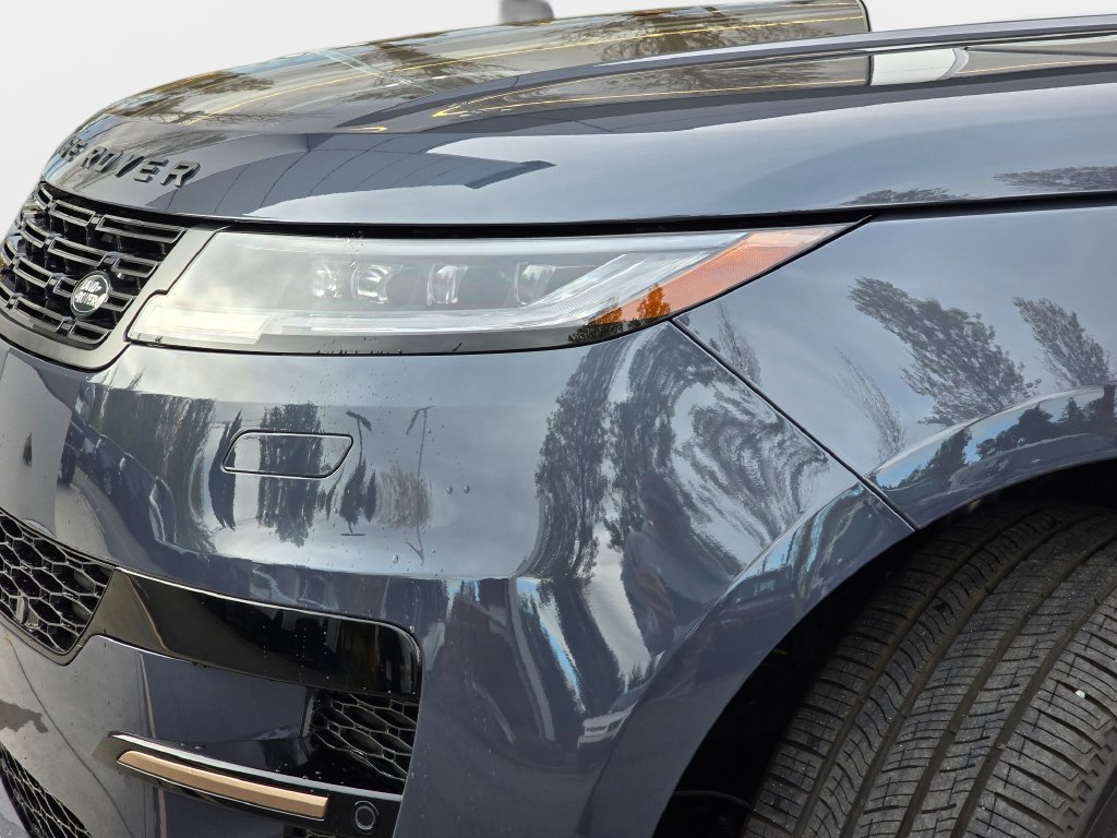 New 2027 Land Rover Range Rover Sport Dynamic SE AWD/4WD image 33