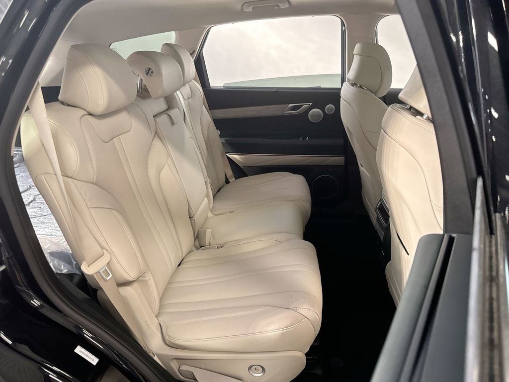 Used 2025 Genesis GV80 2.5T Advanced image 30