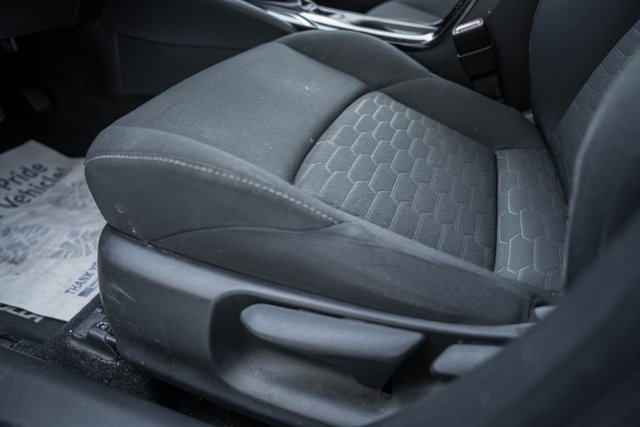 Used 2019 Toyota Corolla SE w/ SE Option Package image 32