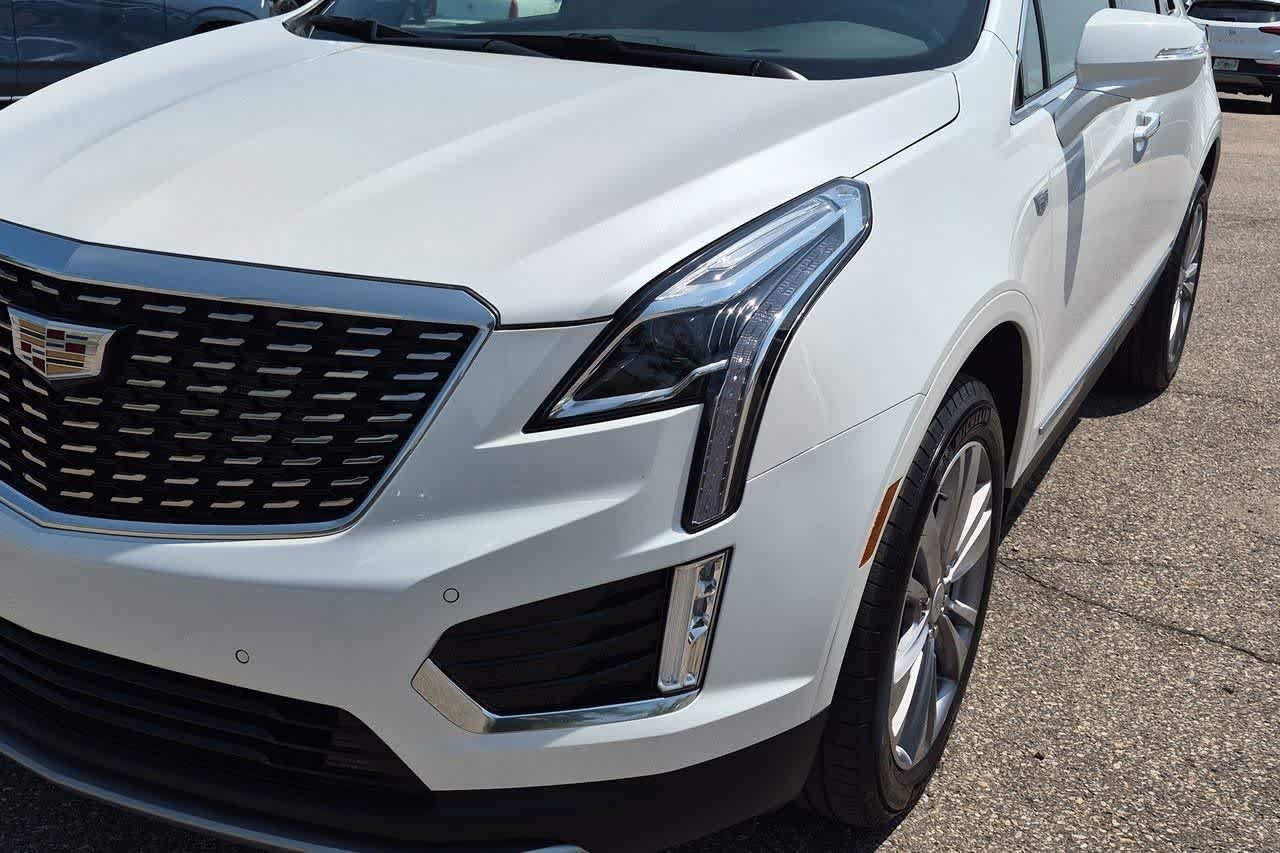 Used 2024 Cadillac XT5 Premium Luxury w/ LPO, Floor Liner Package AWD/4WD image 10
