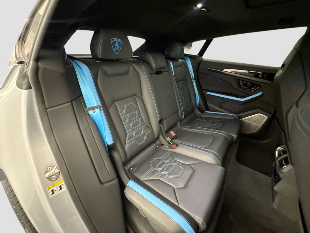 Used 2025 Lamborghini Urus S AWD/4WD image 30