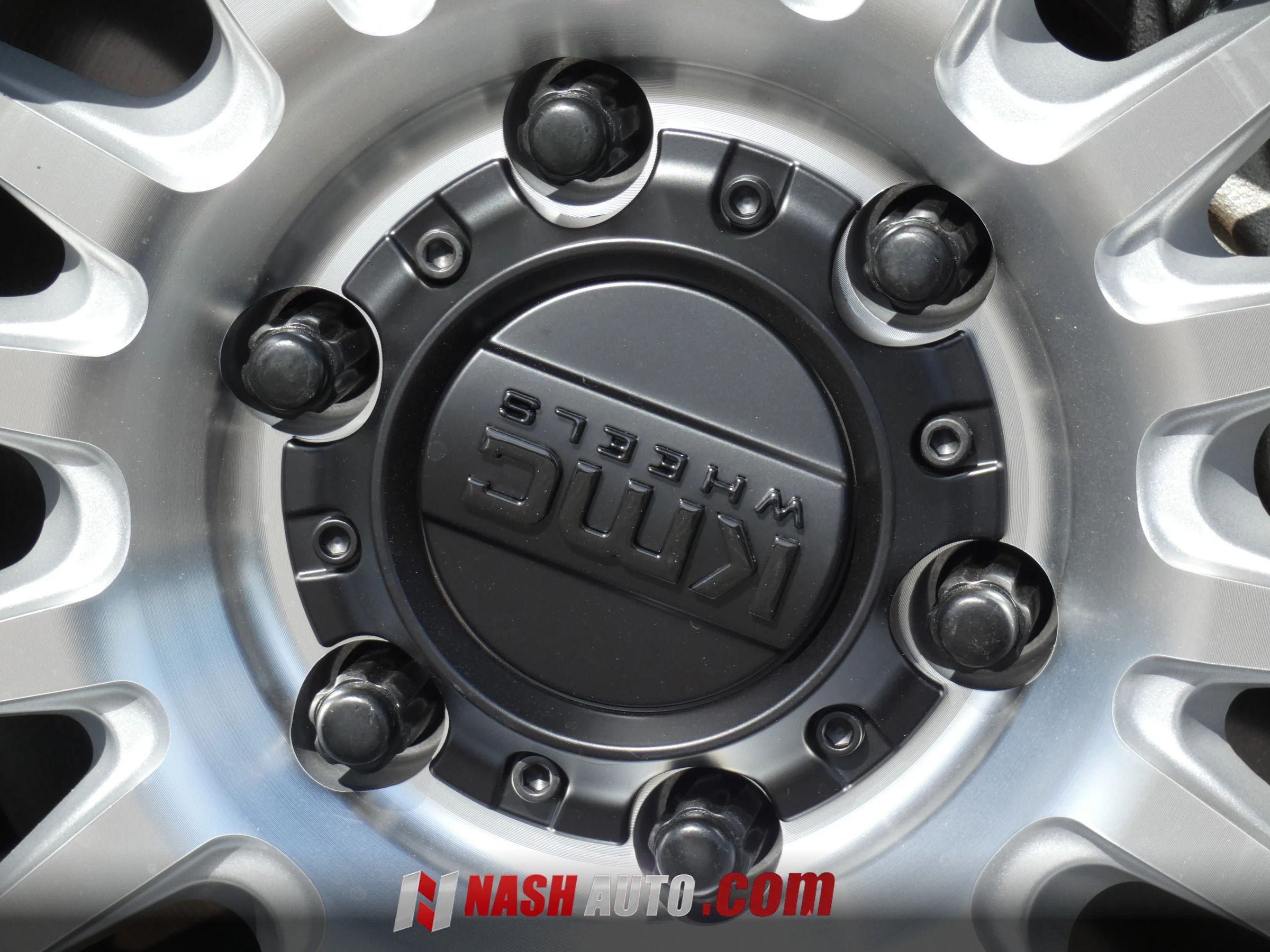 Used 2025 Toyota Tacoma TRD Sport AWD/4WD image 24