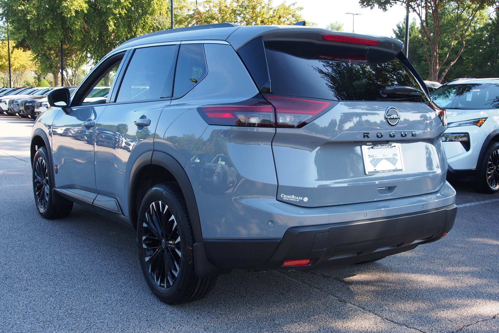 New 2026 Nissan Rogue Dark Armor FWD image 5