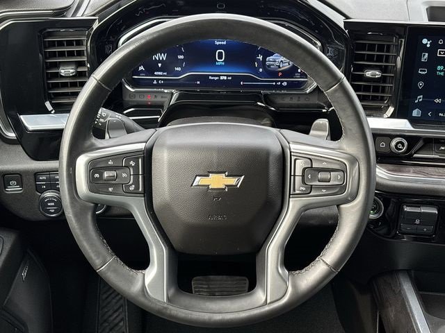 Used 2023 Chevrolet Silverado 1500 LTZ image 11
