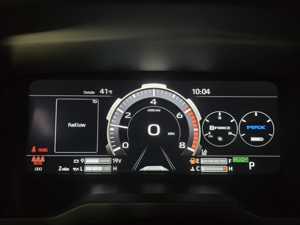 New 2026 Toyota Tundra Limited AWD/4WD image 32