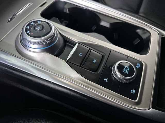 Used 2020 Ford Explorer XLT w/ Equipment Group 202A AWD/4WD image 16