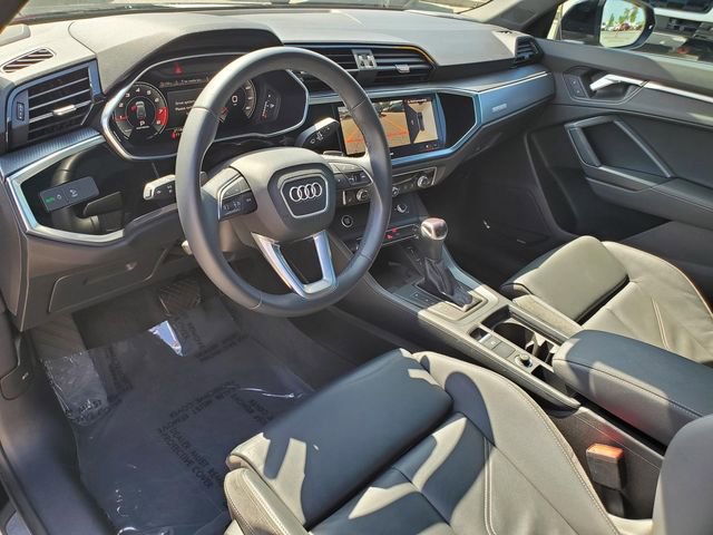 Used 2023 Audi Q3 2.0T Premium Plus w/ Premium Plus Package AWD/4WD image 13