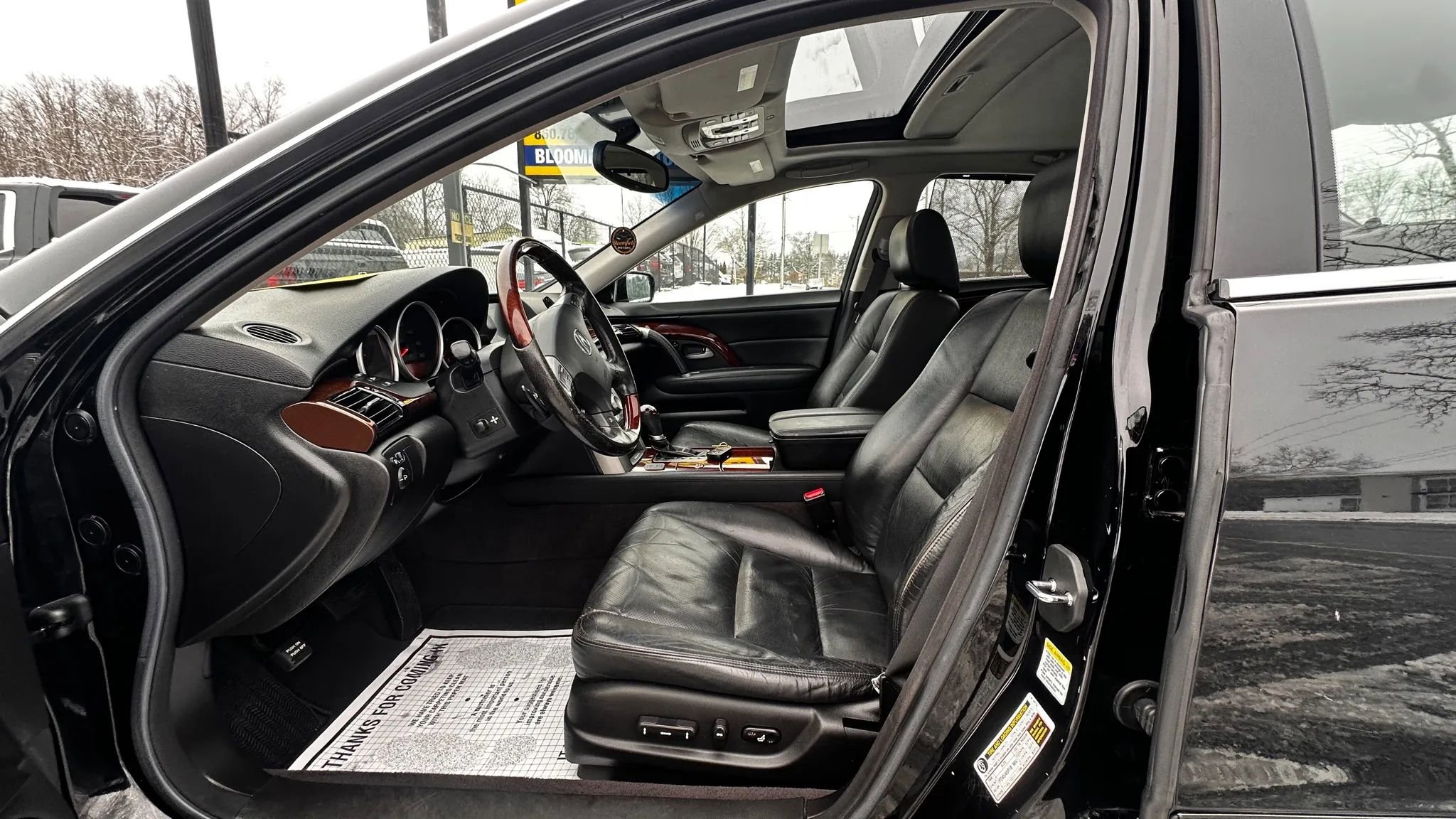 Used 2011 Acura RL image 17