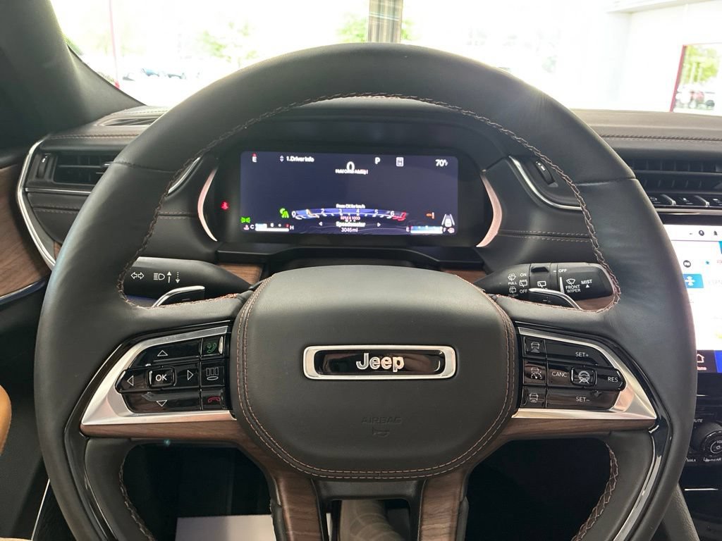 Certified 2024 Jeep Grand Cherokee Summit w/ Adv Protech Group IV AWD/4WD image 45