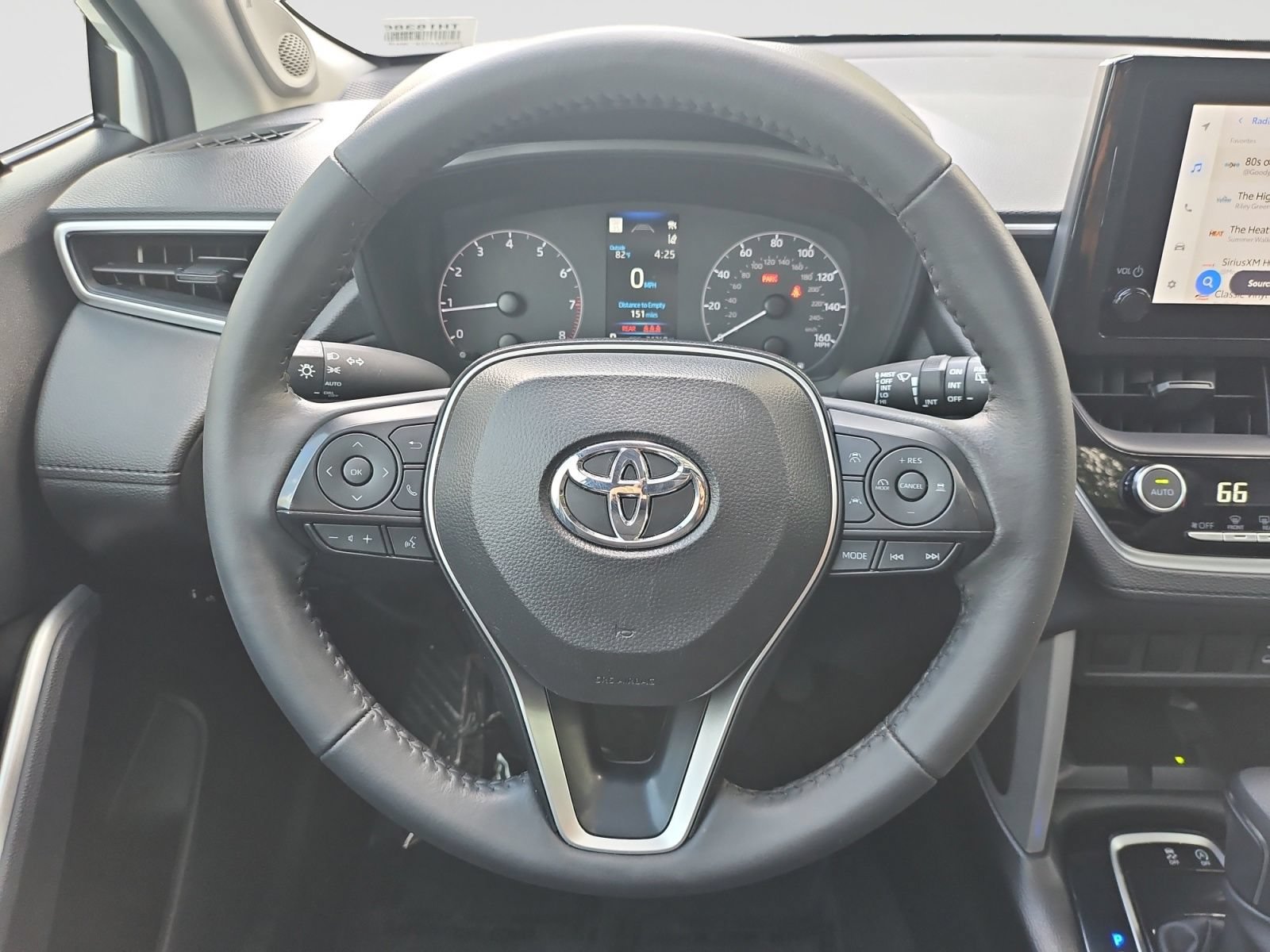 Used 2024 Toyota Corolla Cross LE w/ Moonroof Package FWD image 45