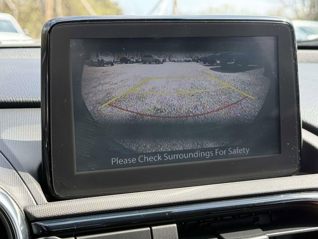 Used 2019 MAZDA MX-5 Miata RF Grand Touring image 32