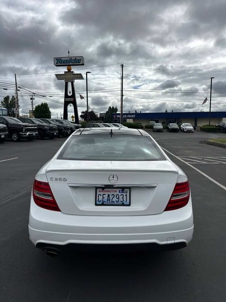 Used 2014 Mercedes-Benz C 250 Coupe image 4