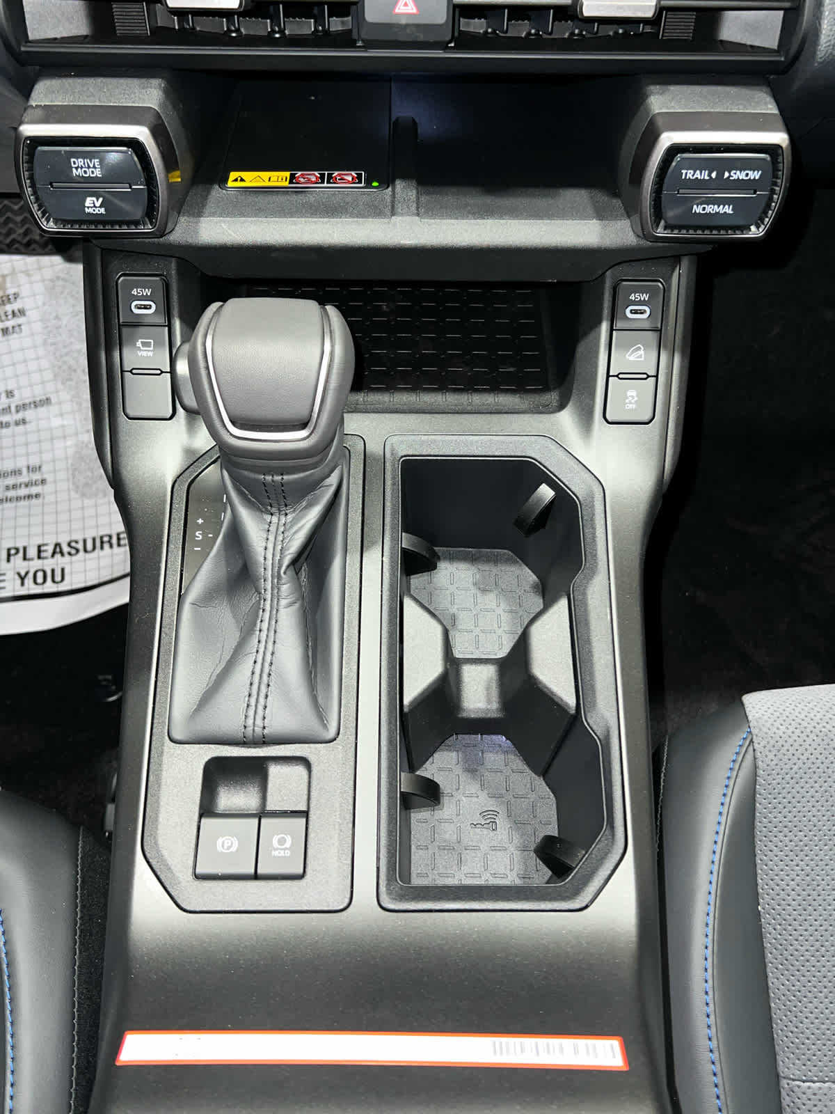 New 2026 Toyota RAV4 XSE w/ Weather Package image 29