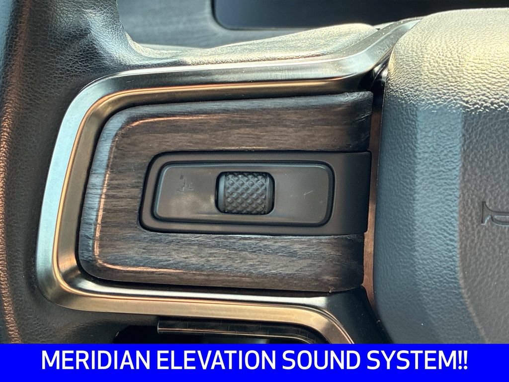Used 2022 Rivian R1T Adventure AWD/4WD image 28