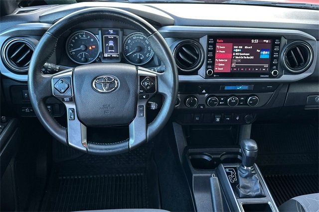 Used 2022 Toyota Tacoma TRD Off-Road image 15