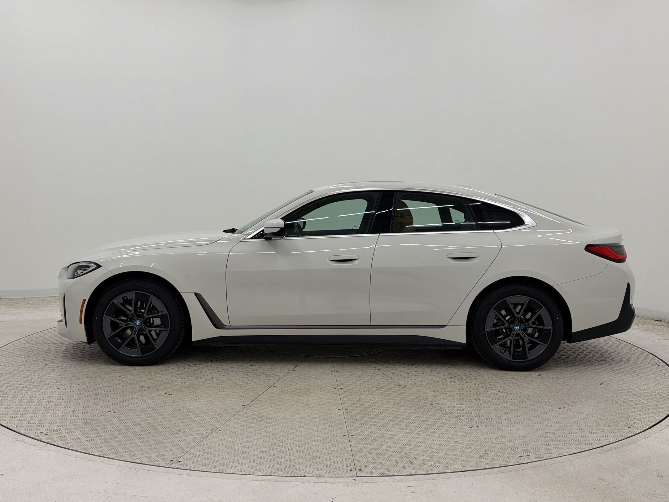 Certified 2023 BMW i4 eDrive35 w/ Premium Package RWD image 2