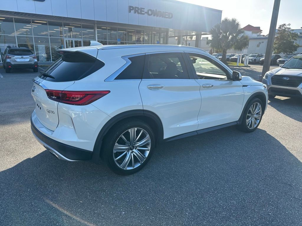Used 2022 INFINITI QX50 Sensory image 3