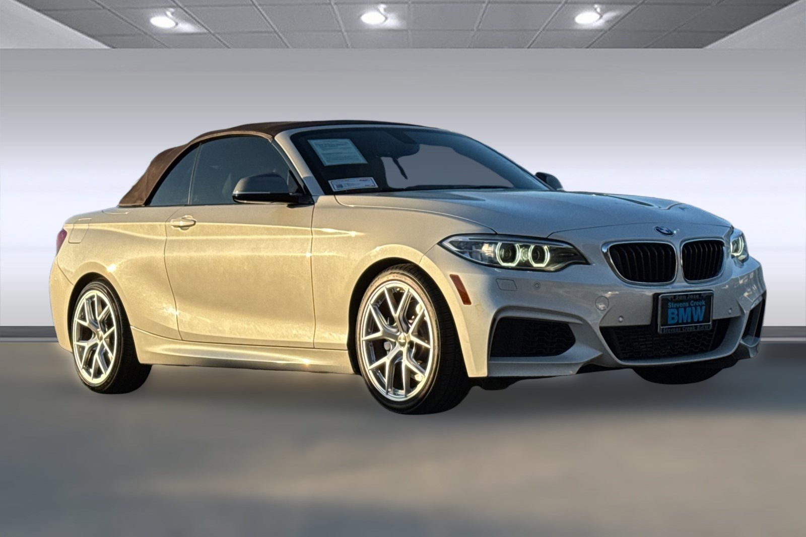 Used 2016 BMW M235i xDrive Convertible image 6