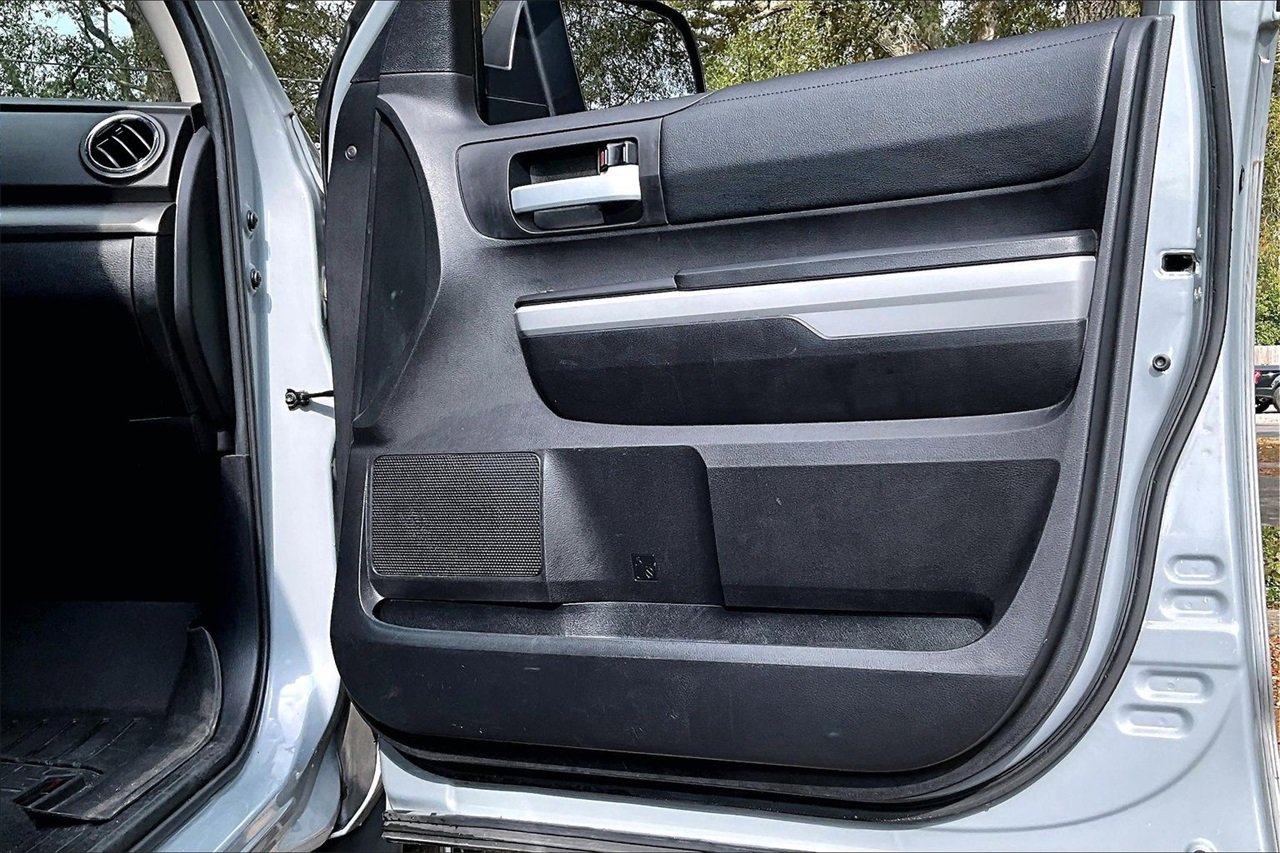 Used 2021 Toyota Tundra SR5 w/ SR5 Leather Package image 25