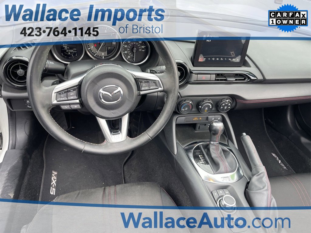 Used 2018 MAZDA MX-5 Miata Club image 10
