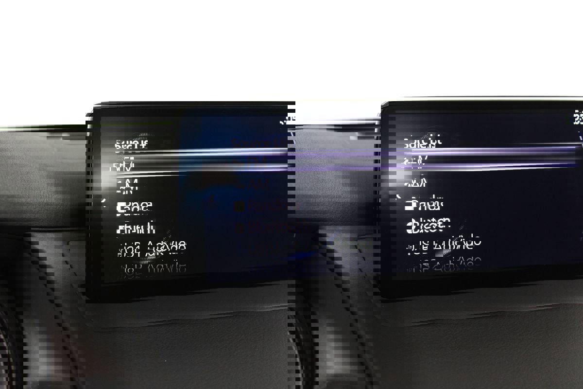 Used 2023 MAZDA CX-9 Touring image 29