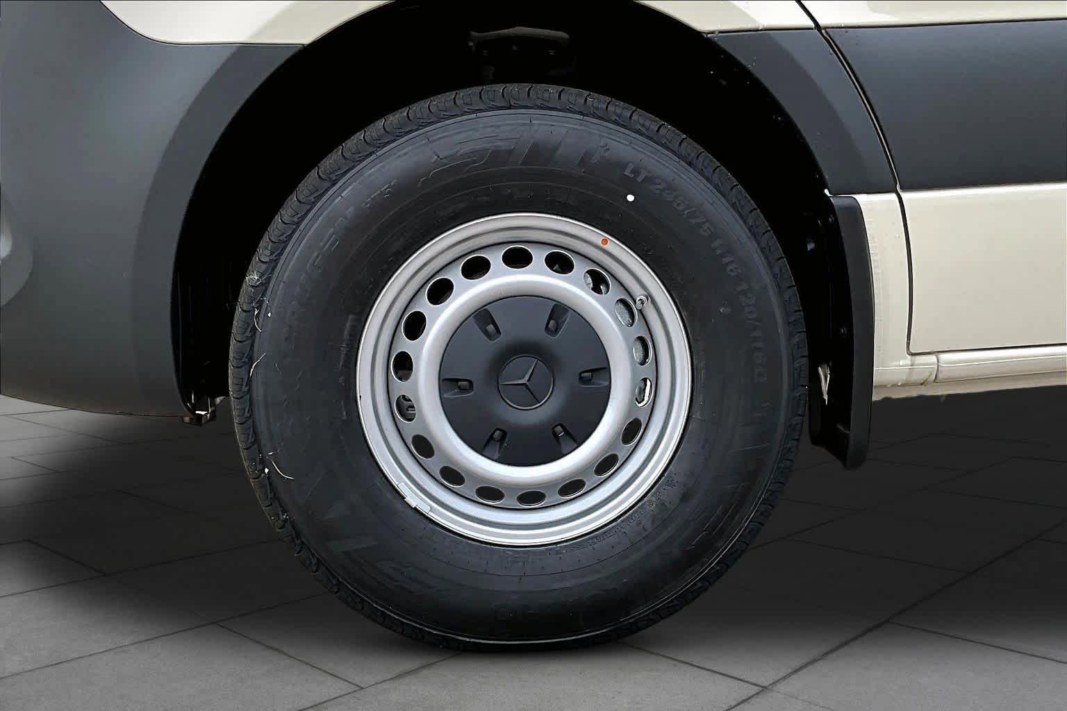 New 2026 Mercedes-Benz Sprinter 2500 image 19