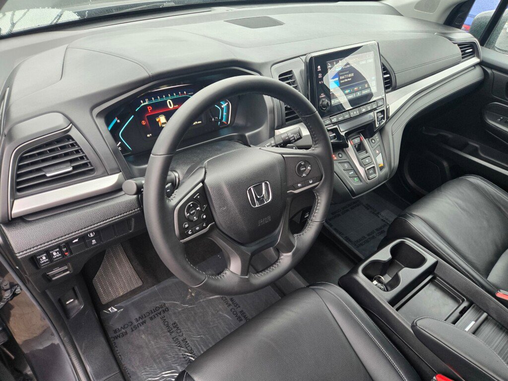 Certified 2024 Honda Odyssey EX-L image 12
