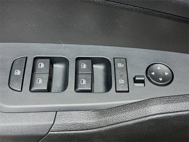 Used 2023 Kia Sportage LX image 11