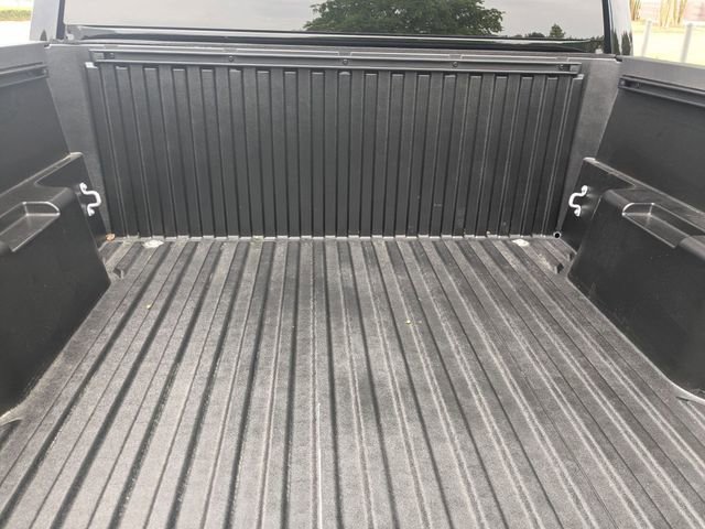 Certified 2025 Toyota Tacoma SR5 AWD/4WD image 29