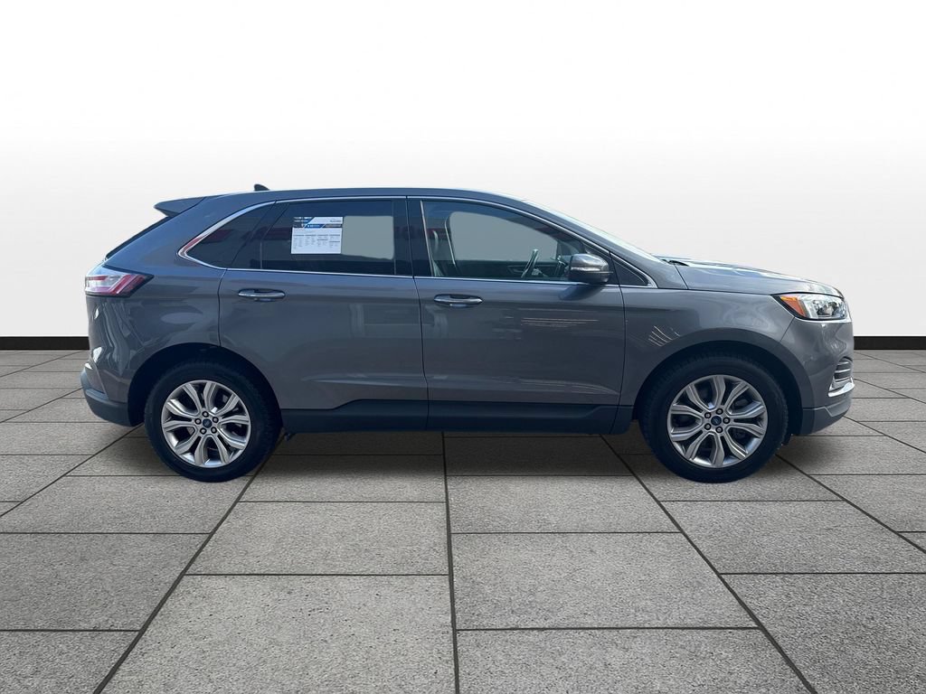 Used 2022 Ford Edge Titanium AWD/4WD image 6