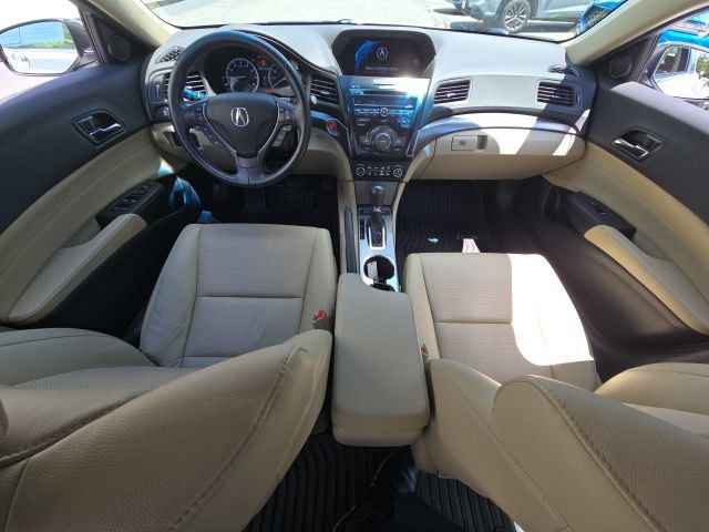 Used 2015 Acura ILX w/ Technology Package FWD image 12