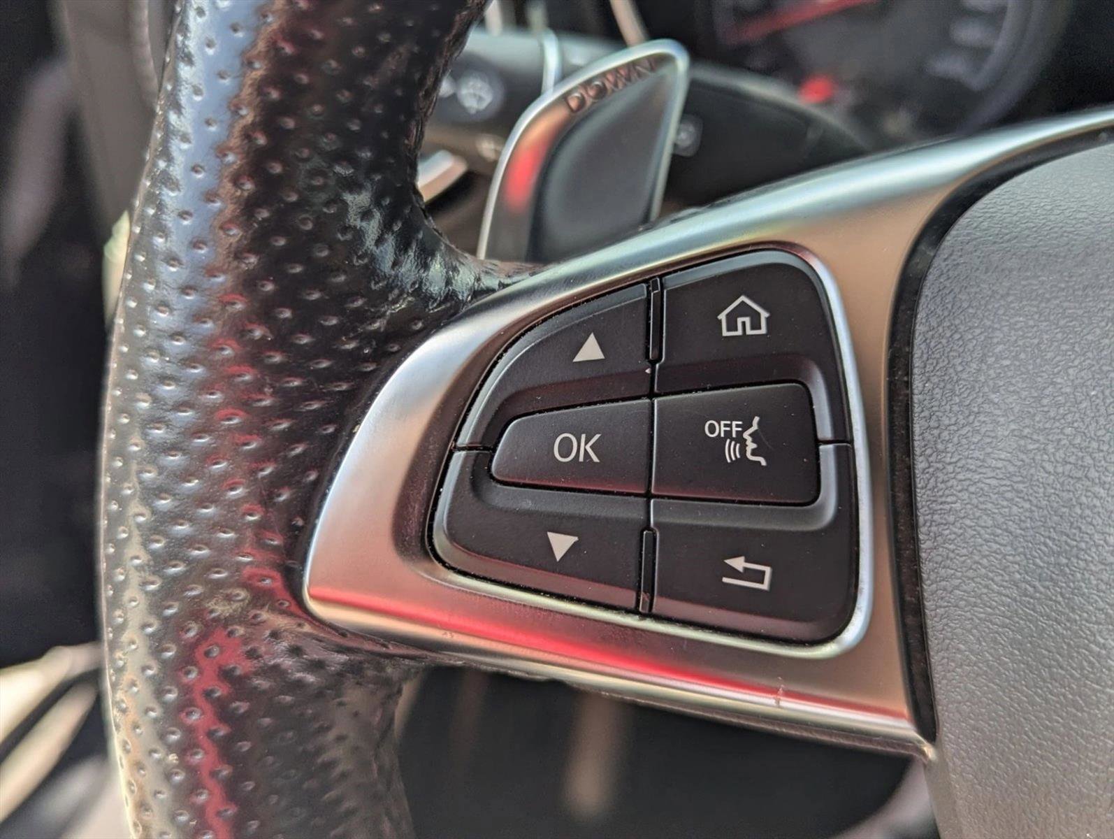 Used 2018 Mercedes-Benz AMG GT Roadster image 13