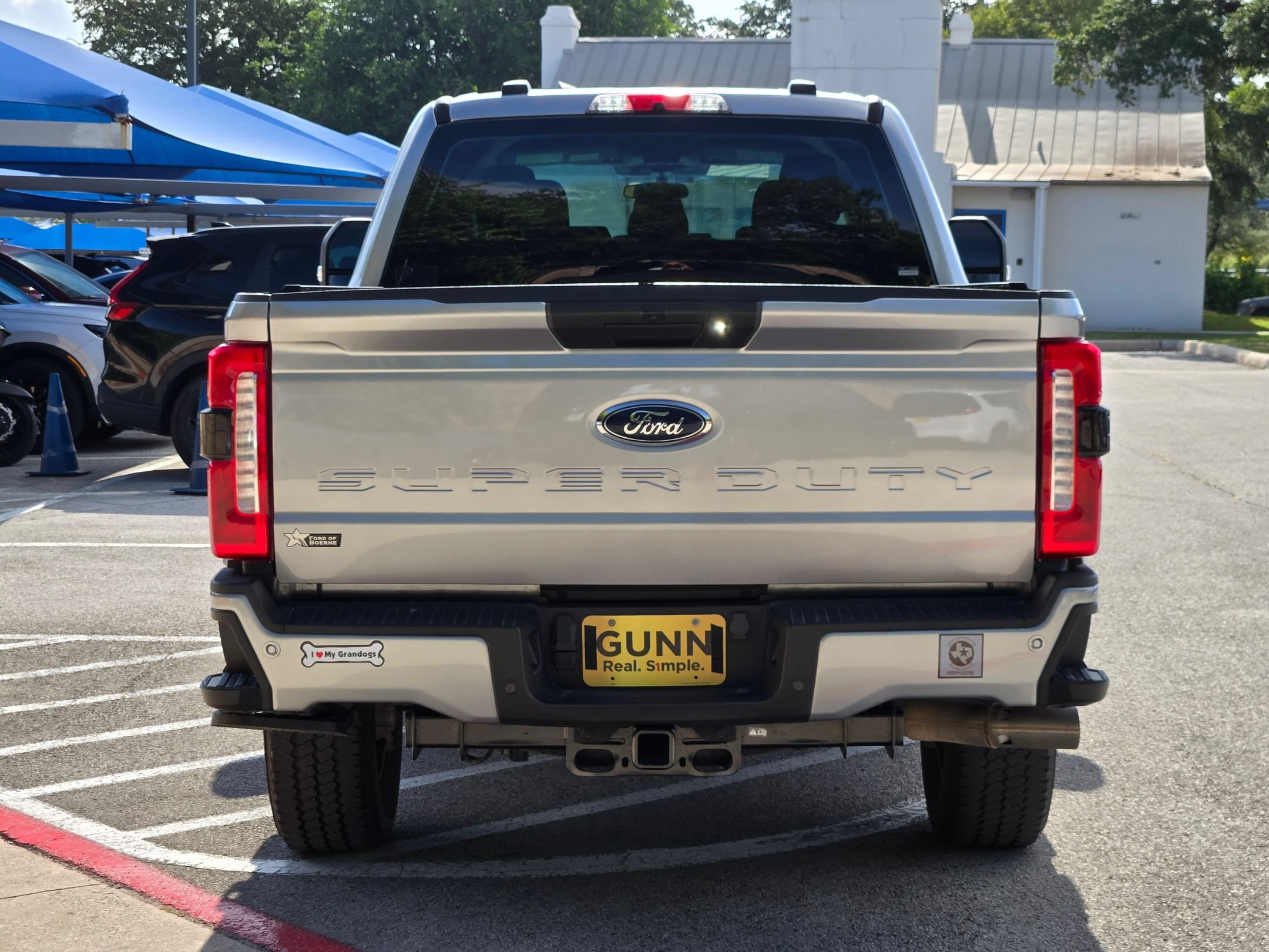 Used 2024 Ford F250 XL w/ STX Appearance Package AWD/4WD image 4