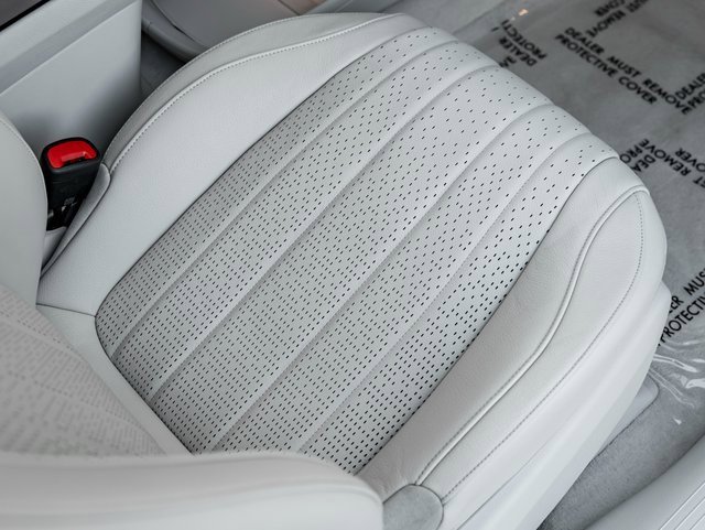 Used 2022 Mercedes-Benz EQS 450+ Sedan image 27