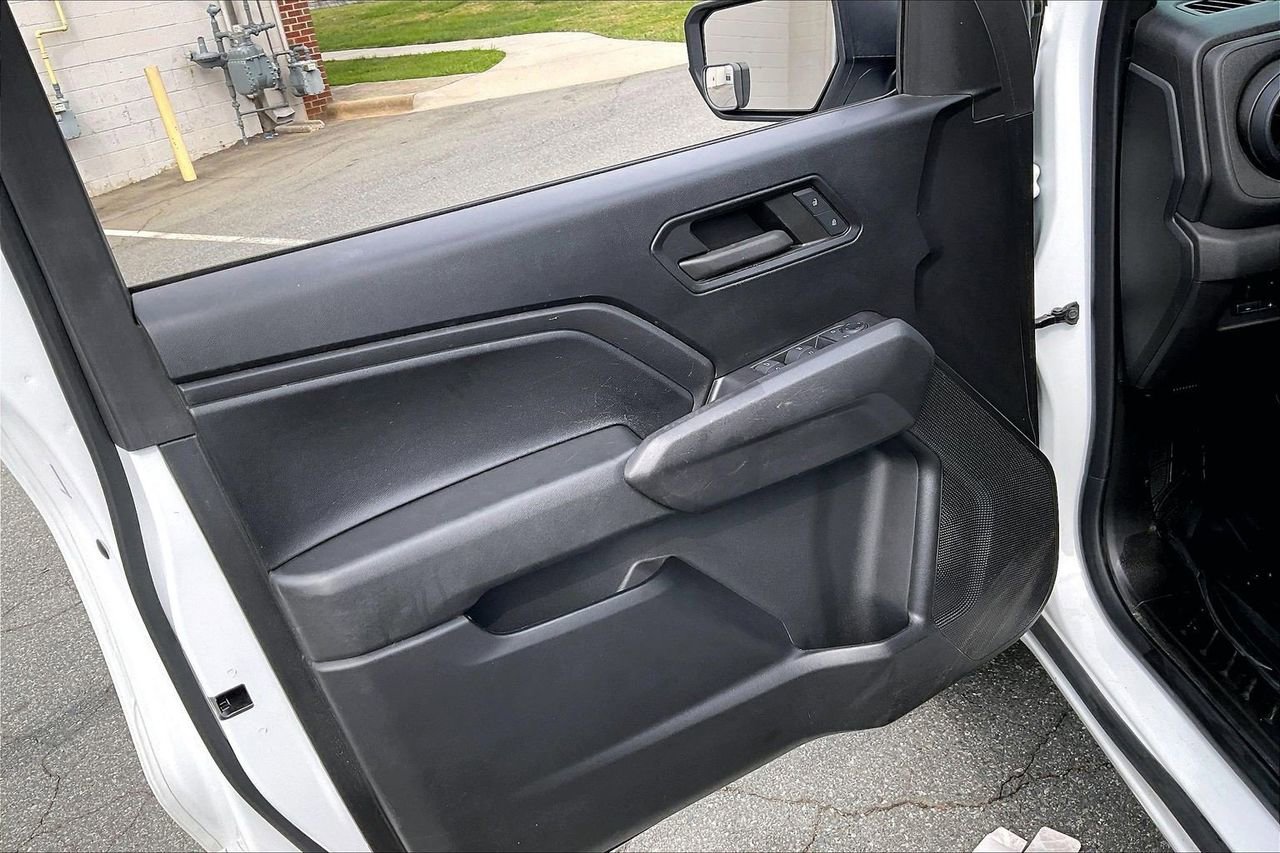 Used 2024 Chevrolet Colorado Trail Boss w/ Advanced Trailering Package image 28