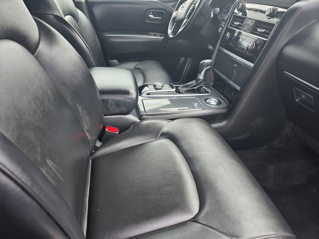 Used 2023 Nissan Armada SV image 23