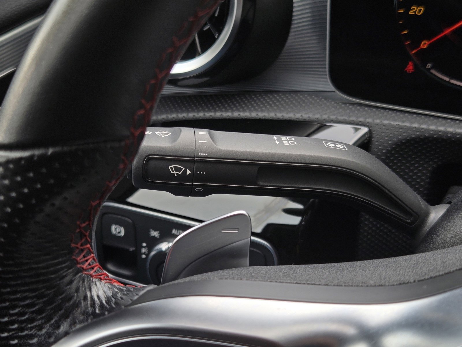 Used 2020 Mercedes-Benz CLA 250 image 26